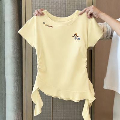 黄色不规则荷叶边修身短袖T恤女