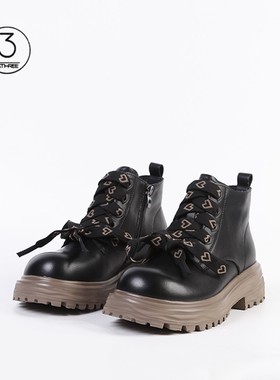 ST2130中跟马丁靴英伦风平跟白色复古港风中筒圆头防滑百搭