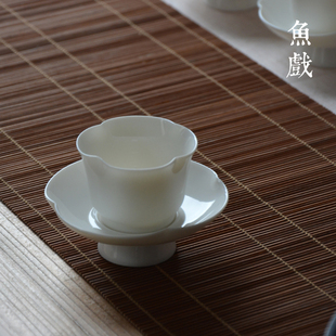 羊脂玉瓷品茗杯德化白瓷功夫茶杯茶具个人杯主人杯子海棠杯 鱼戏