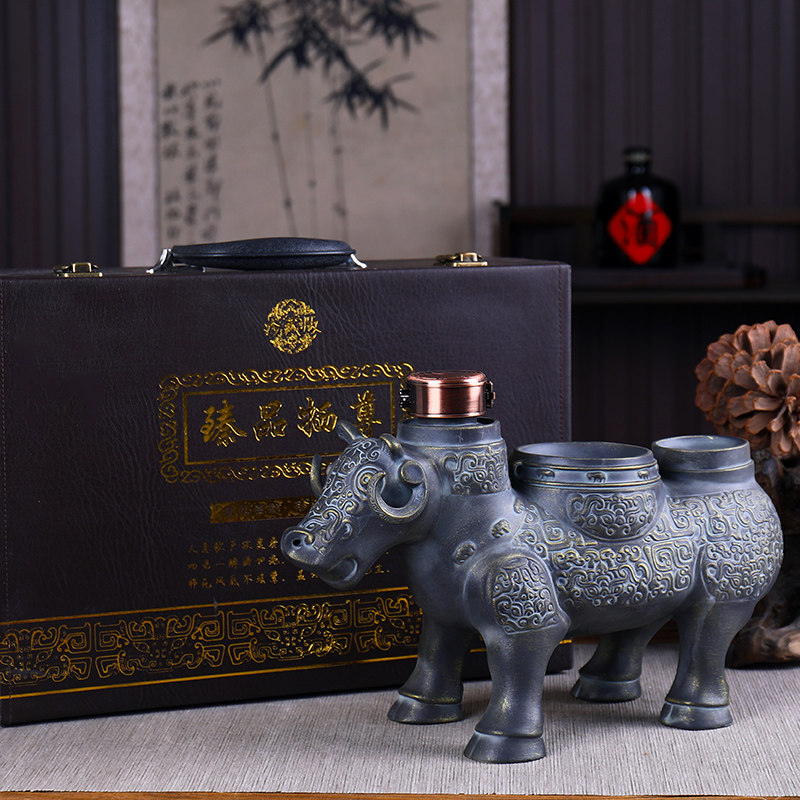 仿青铜器酒瓶景德镇手工制作复古