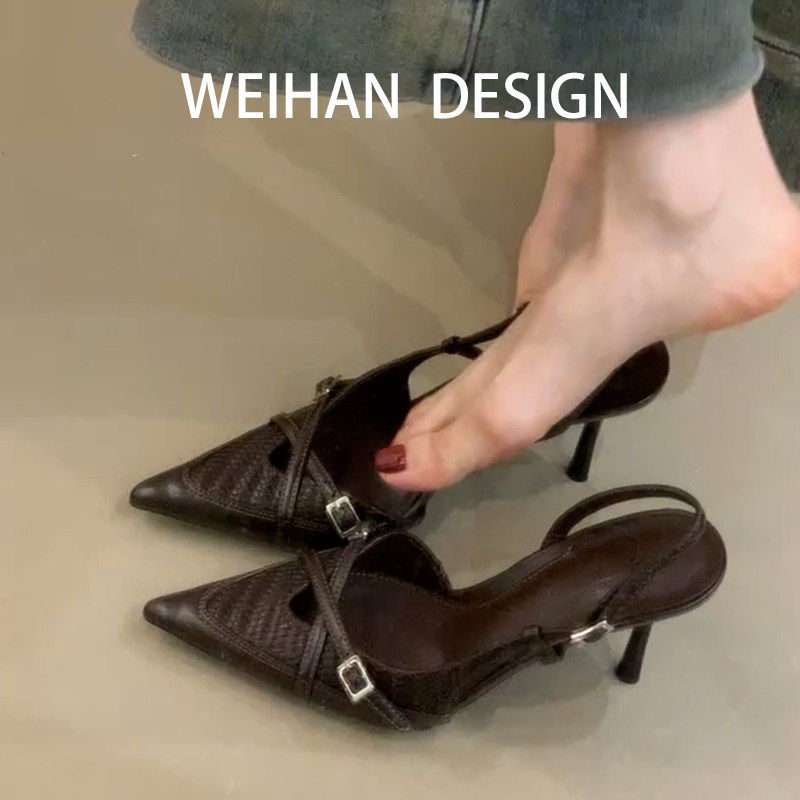 羊皮版！尖头皮带扣包头凉鞋女一字带编织气质单鞋後空细跟高跟鞋