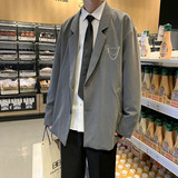 灰色