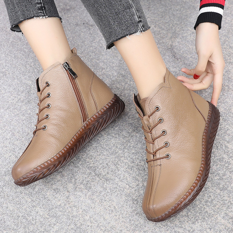 真皮妈妈棉鞋平底防滑休闲短靴子