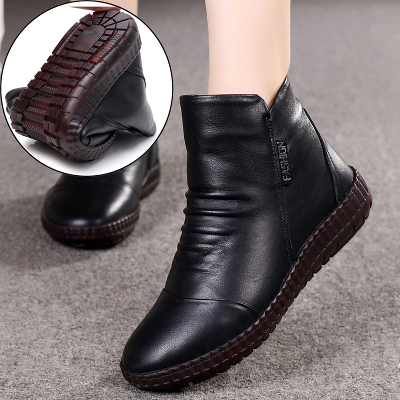 冬季牛筋软底妈妈棉鞋女真皮平底舒适防滑雪地靴女加厚中老年短靴