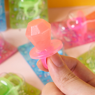 10克钻石糖小熊戒指硬糖六一创意儿童多水果味奶嘴糖老式 生日糖果