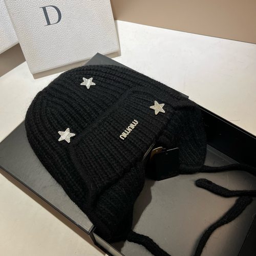 min字母兔毛护耳帽针织帽