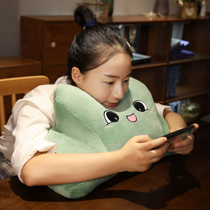 午睡枕趴睡枕办公室午休r神器趴趴枕抱枕可爱睡觉女生靠枕学生桌