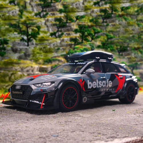 1:24澳廸RS6 DTM 56度声光车玩具仿真合金车模型收藏摆件