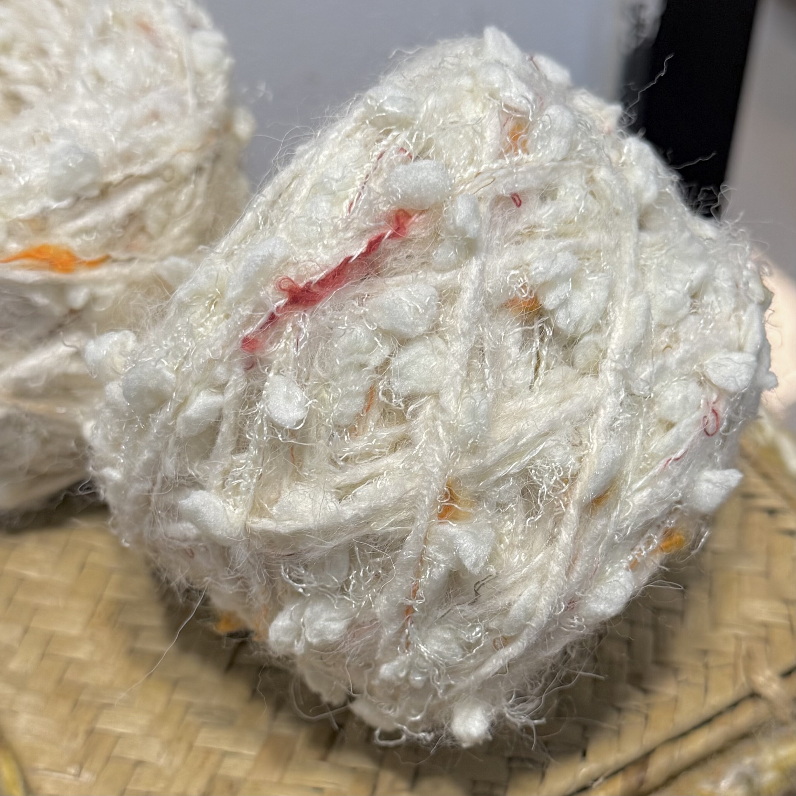 复古奶油风云朵美拉德色系特色羊毛混线外套发卡衣服包围巾毛线团