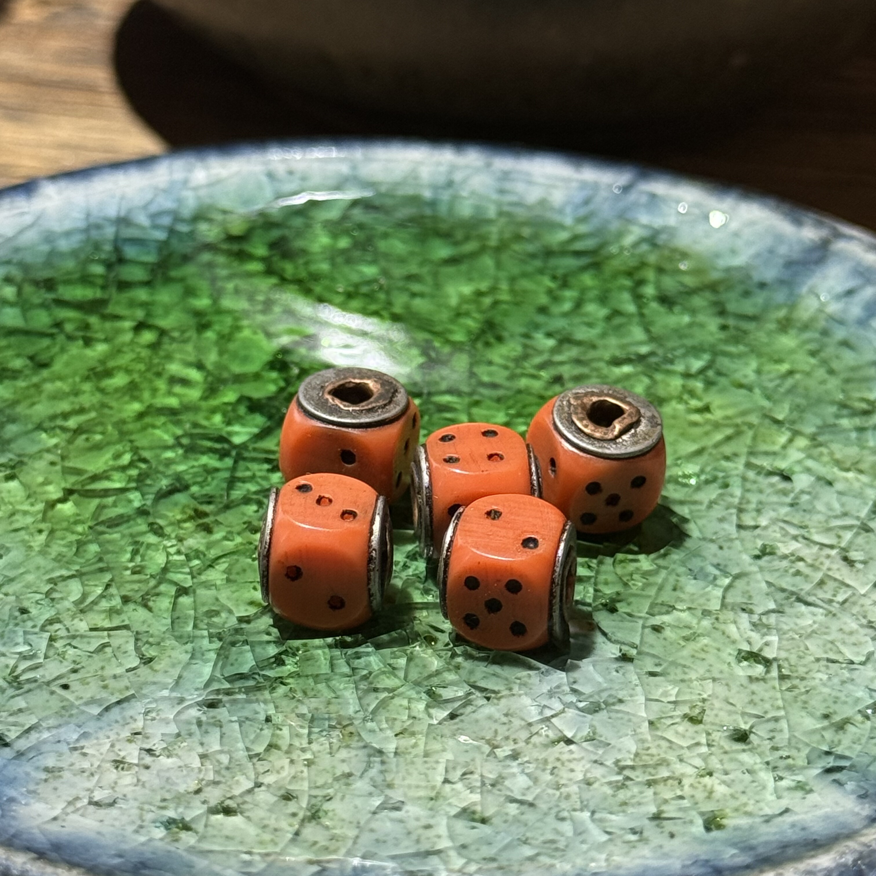 藏式手工老料器骰子文玩配饰古法色牛骨DIY配饰佛珠手串顶珠腰珠