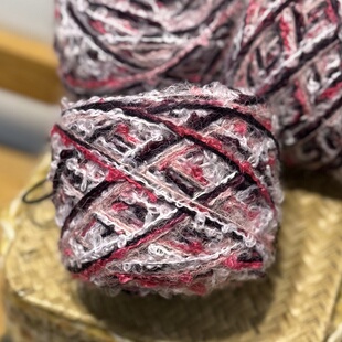 复古美拉德粉紫手编特色手混羊毛线外套发卡衣服包围巾手工毛线团