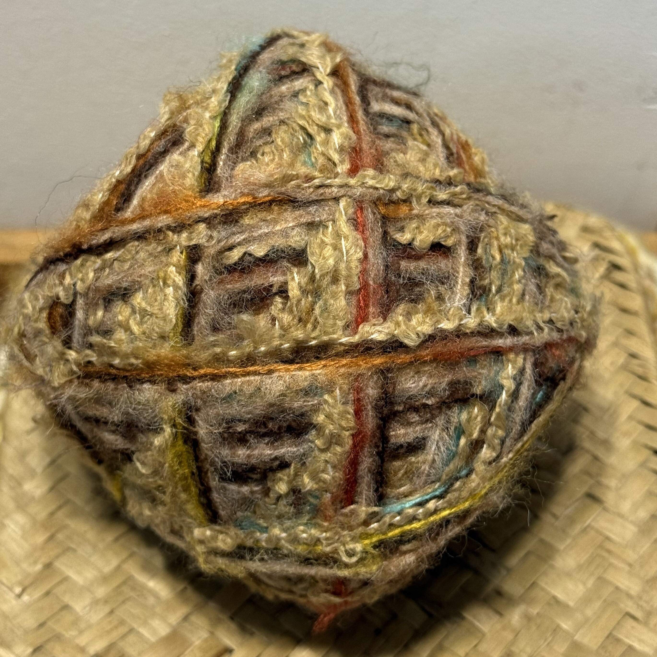 法式复古美拉德奶咖油彩羊毛手混线外套发卡衣服包围巾手工毛线团