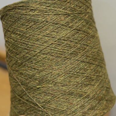 外货进口手工绿色夹花原桶80羊毛2/14支外套衣服包围巾娃衣袜线团