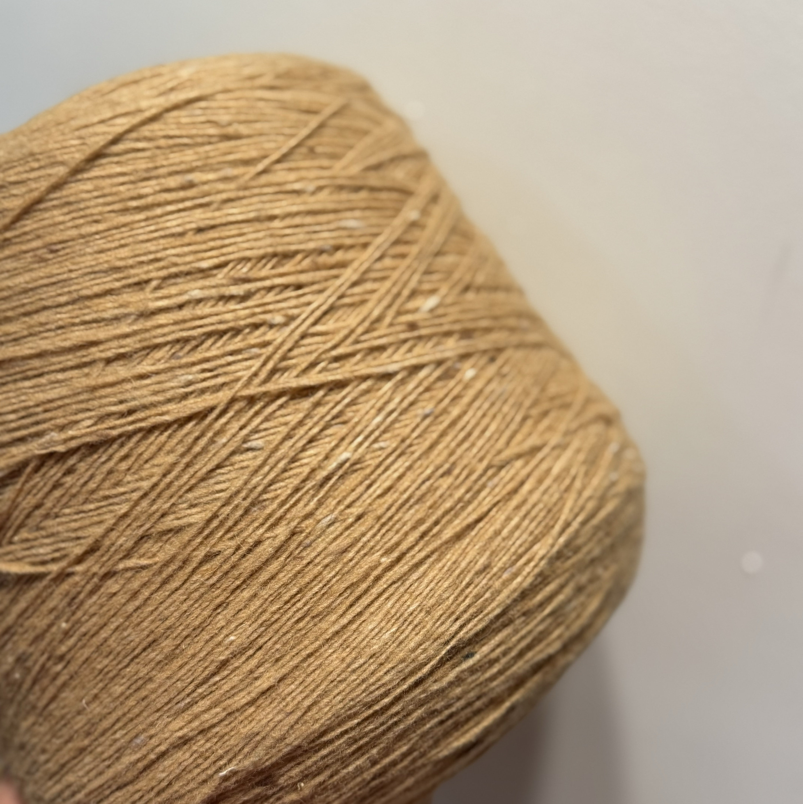 外贸进口驼色雪点100%羊毛粗支1/4.7支外套发卡衣服包围巾毛线团,服饰配件/皮带/帽子/围巾,毛线,淘宝优惠券,粉丝福利购,淘宝优惠卷