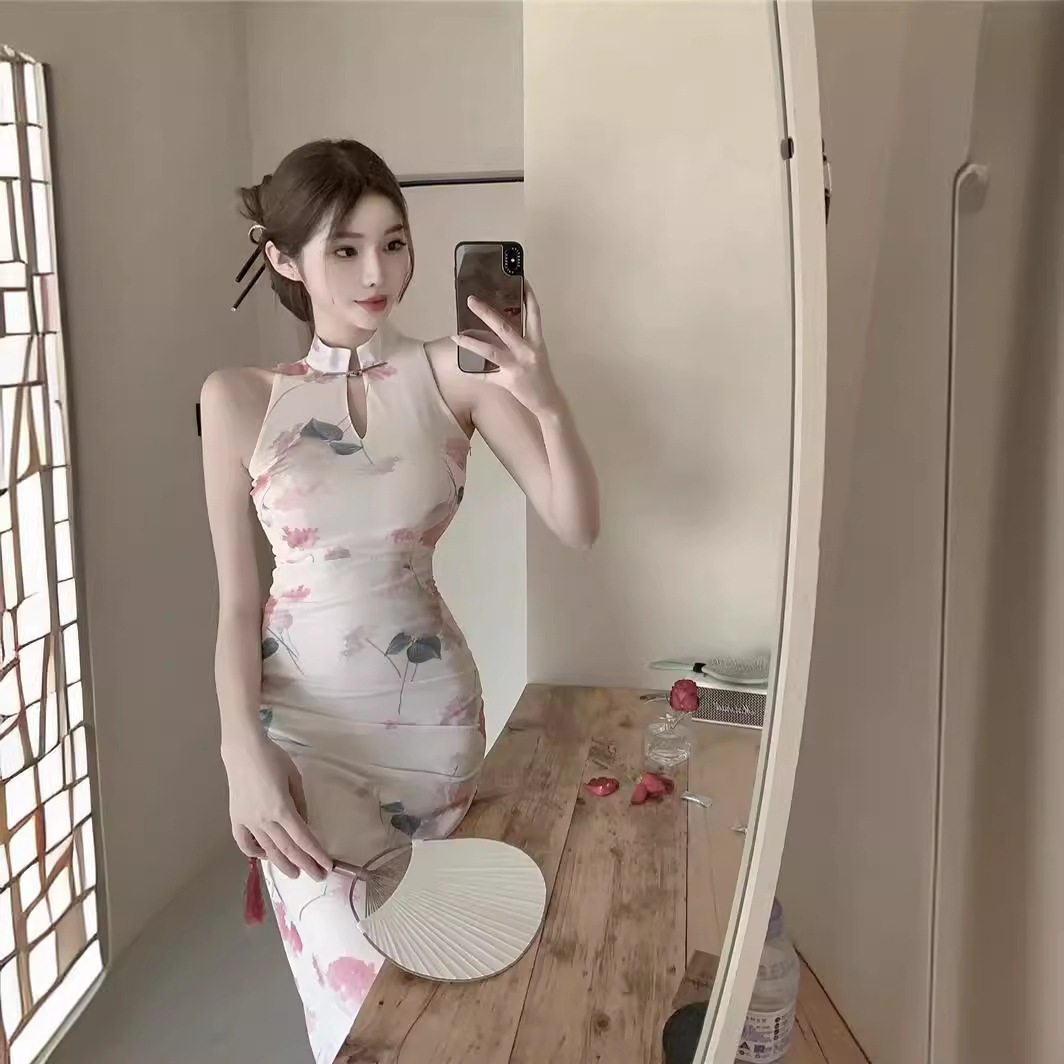 夏季新中式纯欲露肩高开叉旗袍