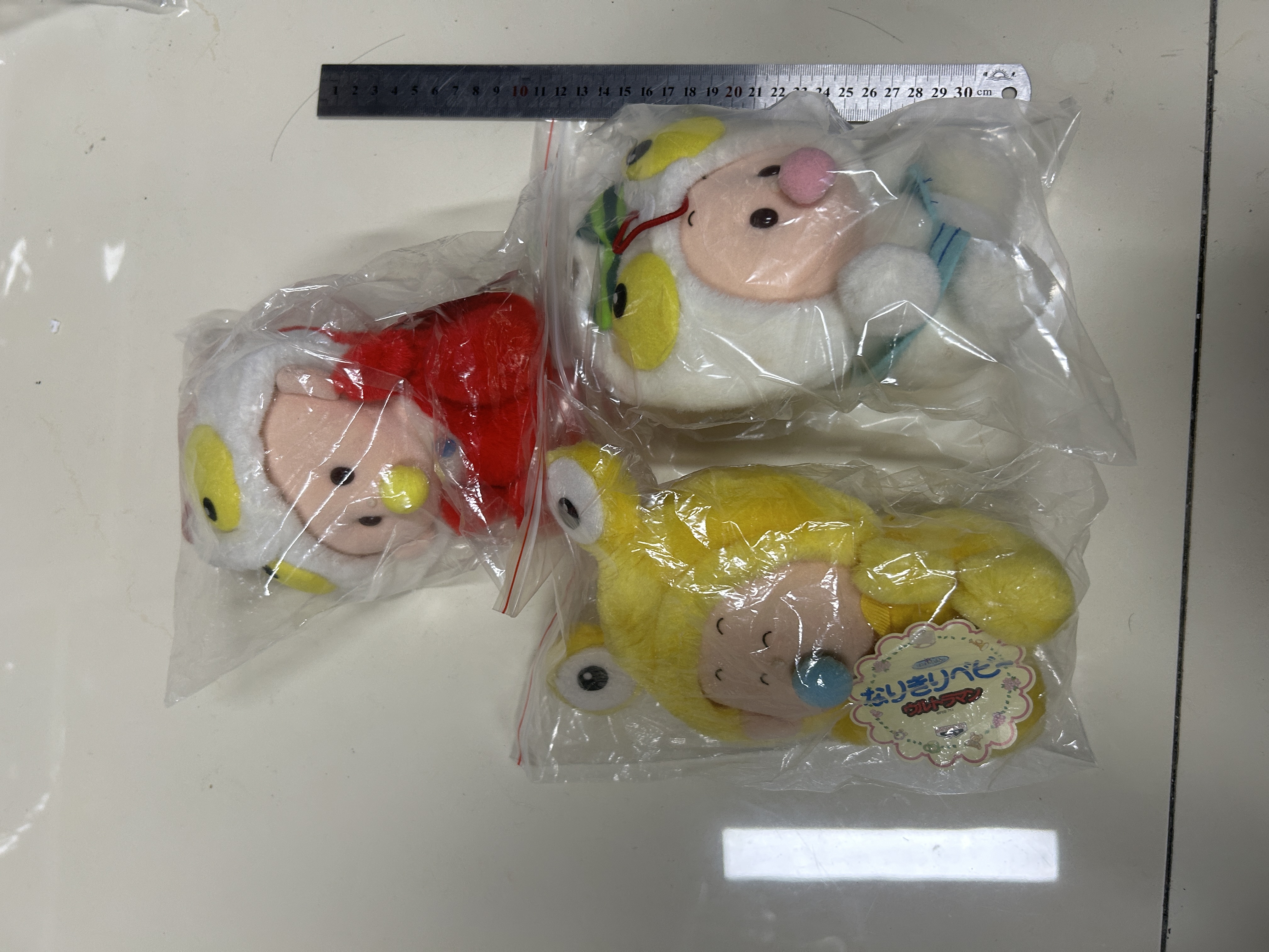 日版正版，联名可摘帽子毛绒娃娃奥特曼怪兽钱多多巴尔坦星人玩偶