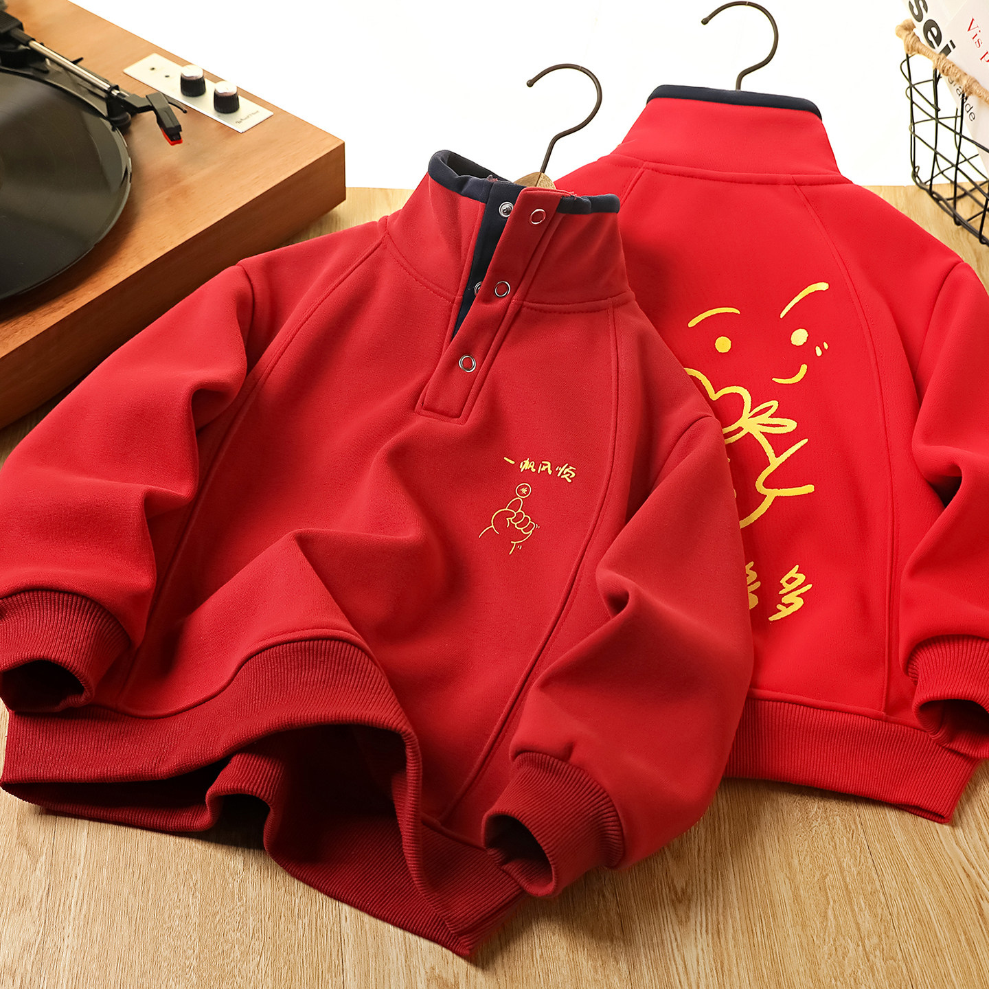 男童加绒卫衣秋冬2025新款儿童本命年拜年服中大童红色过年上衣潮