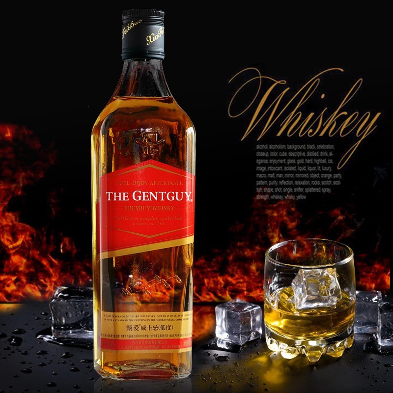 威士忌洋酒黑标方瓶40度调鸡尾酒whisky畅销款洋酒组合套装超市款