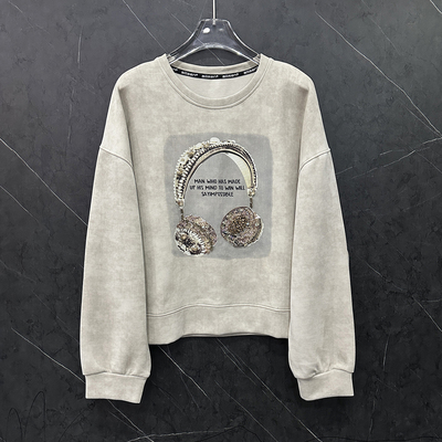 重工镶钻印花耳机圆领短款卫衣女