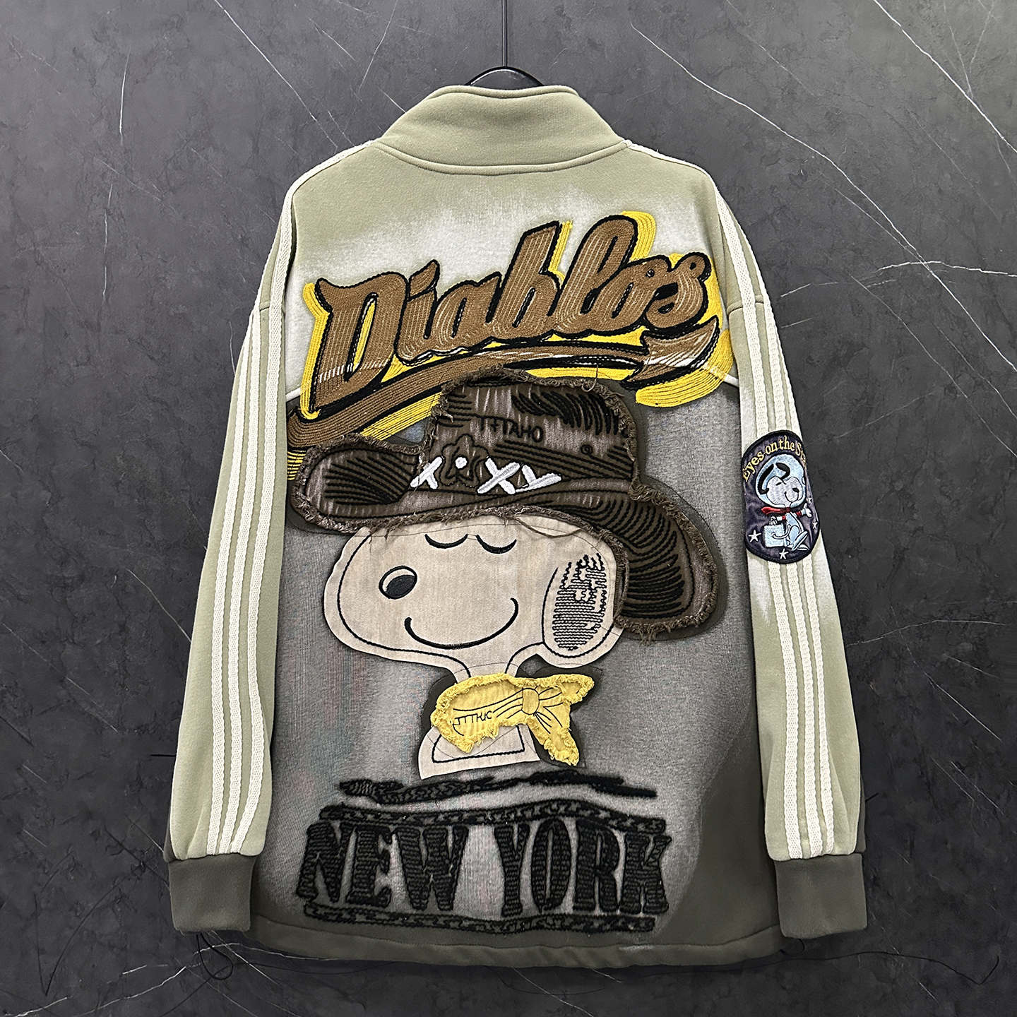 秋冬卡通史努比加绒卫衣外套女