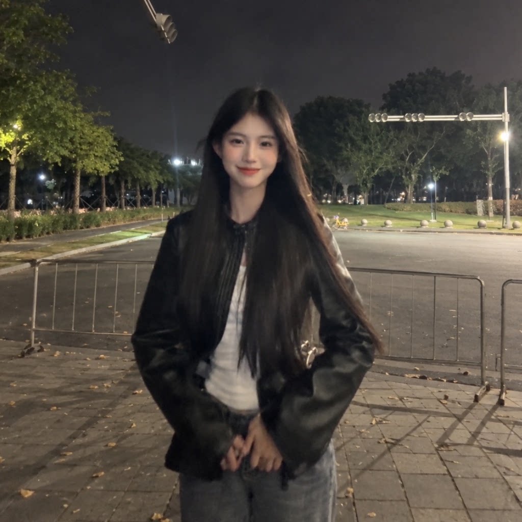 美式皮衣女黑色短款机车皮衣夹克