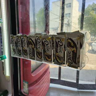 带分隔巧克力吸盘架超市冷藏冰柜玻璃门吸盘挂架格子宽度可调节