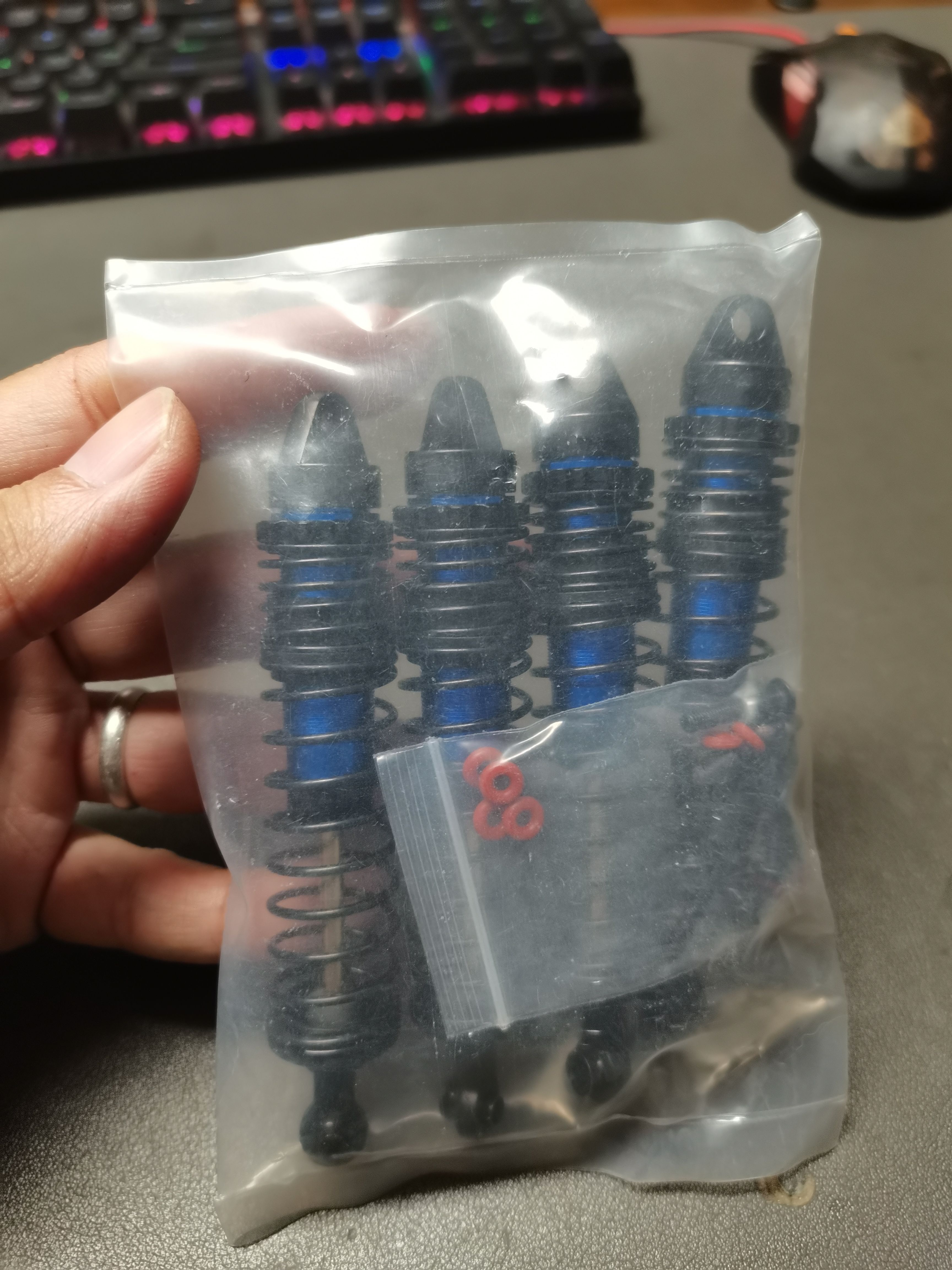 攀爬车升级增强避震加粗