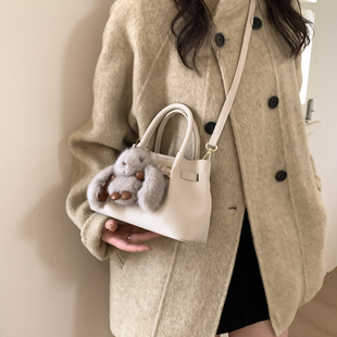 小众复古手提菜篮子包包女2025新款秋冬单肩斜挎包休闲百搭水桶包