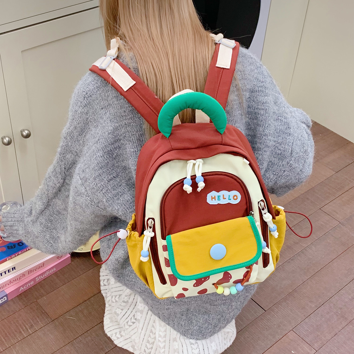 撞色拼接双肩包女2025新款可爱多巴胺背包高颜值迷你韩版ins书包