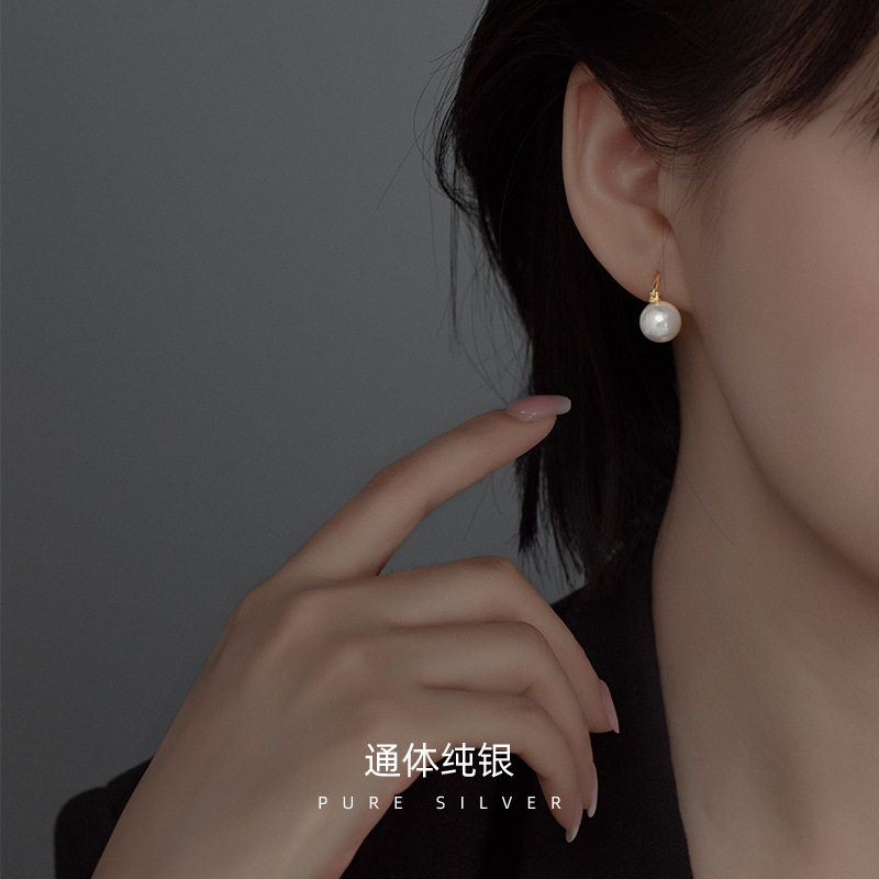 S925银简约珍珠耳扣耳环小众气质高级感耳圈女韩国网红耳钉新款潮