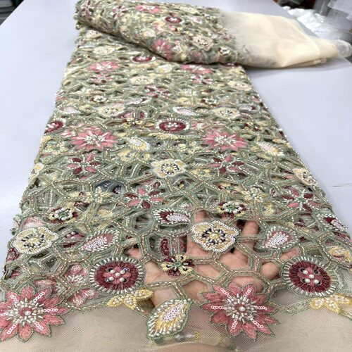 重工珠管珠片绣蕾丝面料立体花亮片刺绣礼服婚纱布料beads lace