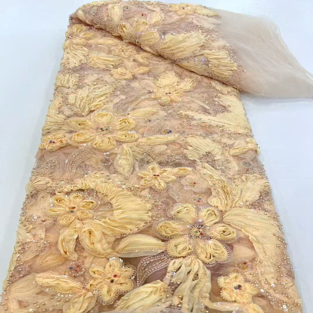 重工手工立体盘带花亮片绣珠管刺绣面料婚纱礼服蕾丝布料工厂直销