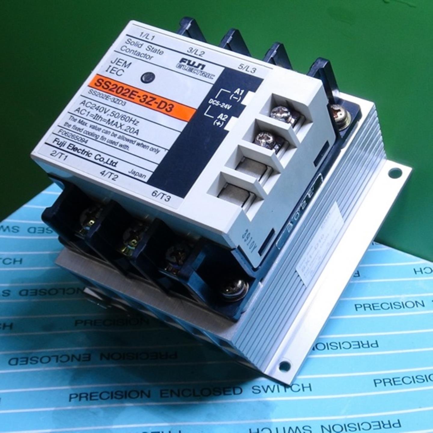 SS202E-3Z-D3 日本FUJI富士固态继20A 品质保证