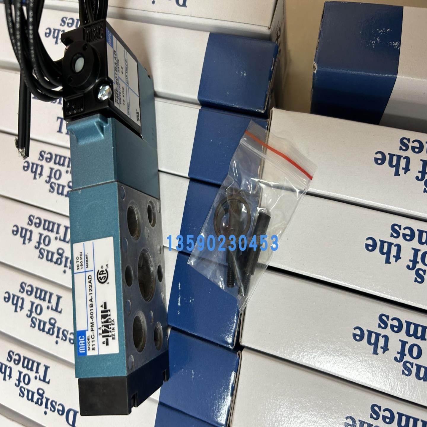 美国MAC800系列高频电磁阀夹板式安装 811C-PM-601BA-122AD