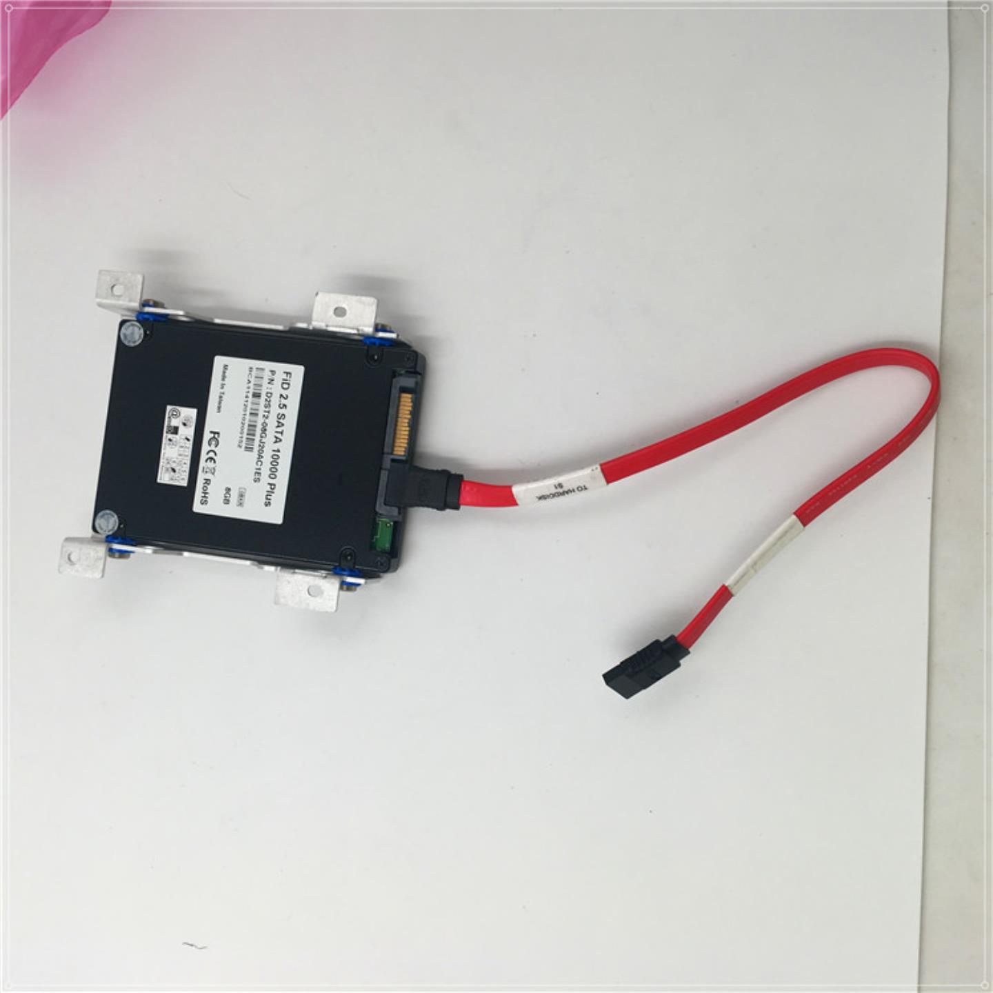 FiD 25 SATA 10000 Plus  innoDisk D2ST2-08G