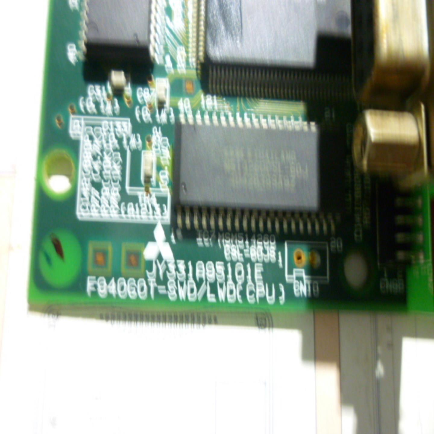 三菱 触摸屏F940GOT-LWDSWD CPU