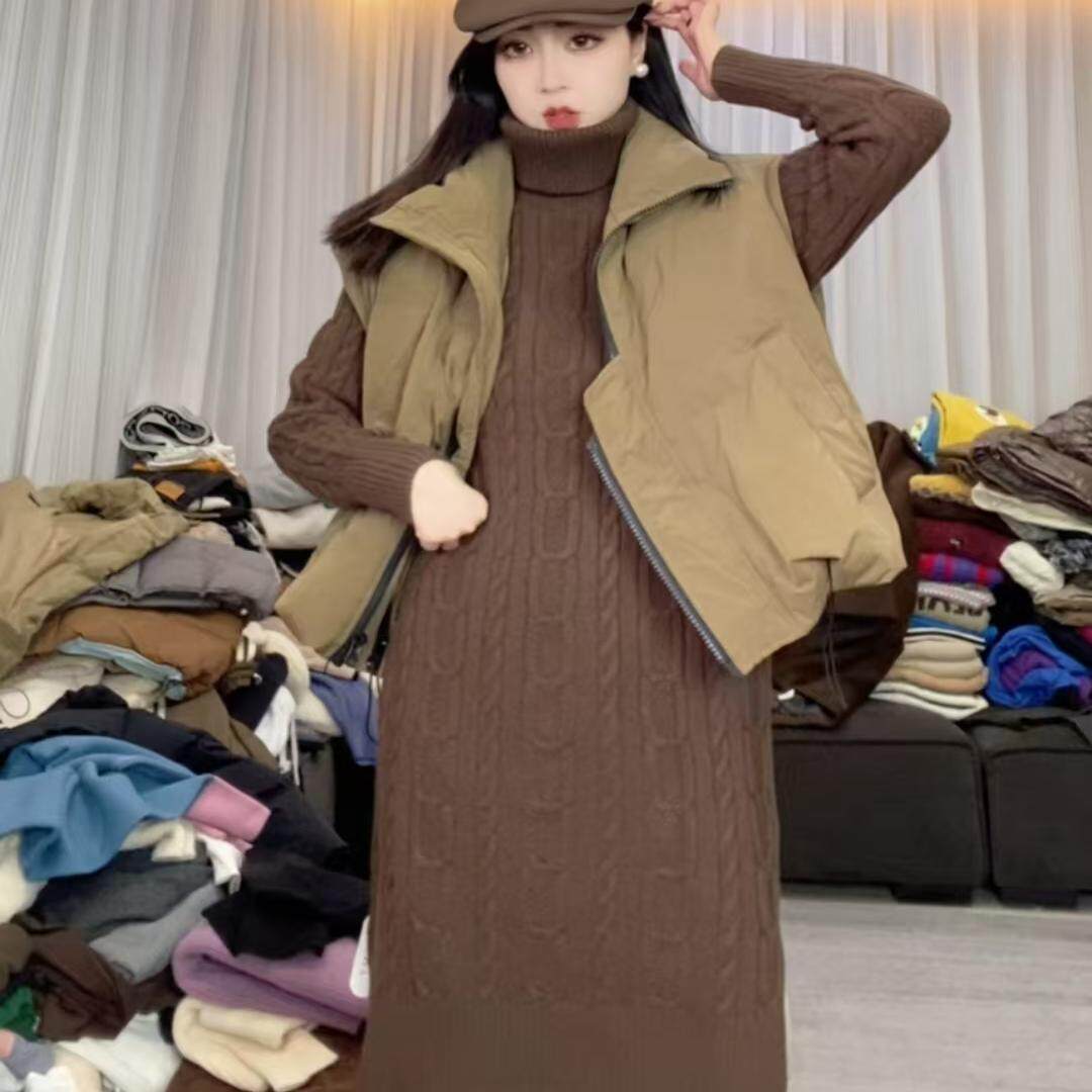 慧慧来自星星女装店 新款咖色麻花下摆开叉高领显瘦毛衣裙