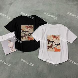 慧慧来自星星女装店 13291新款欧版高级感 印花马圆领短袖T恤