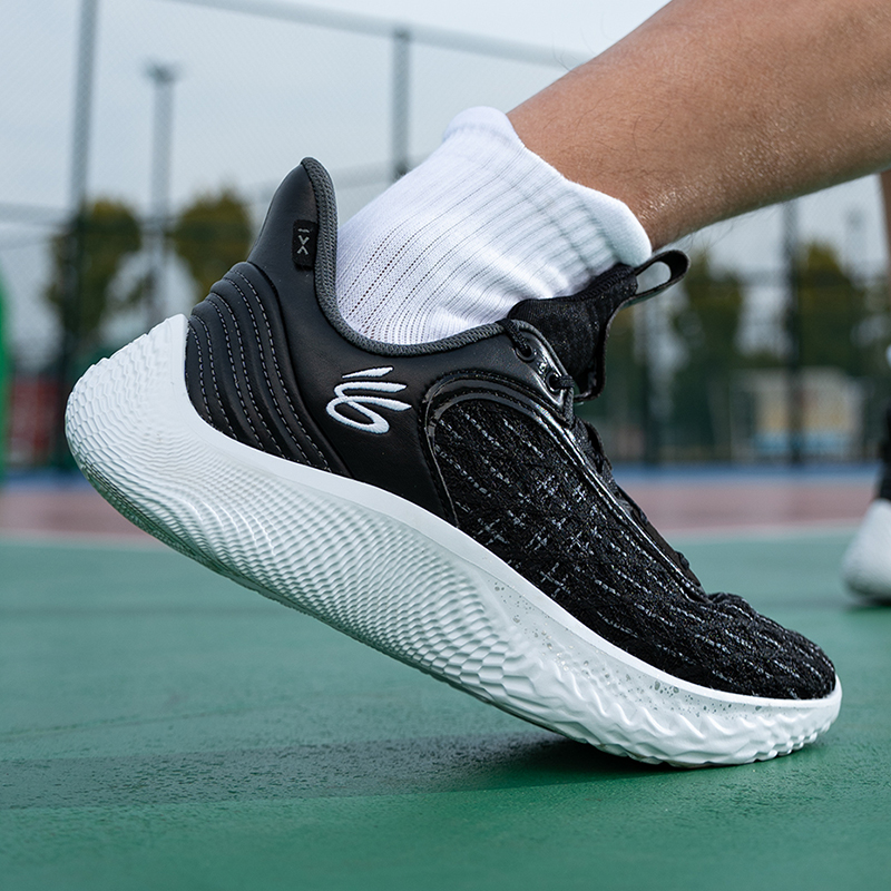 UA安德玛库里9篮球鞋男鞋冬季新款场上轻便球鞋比赛训练鞋运动鞋