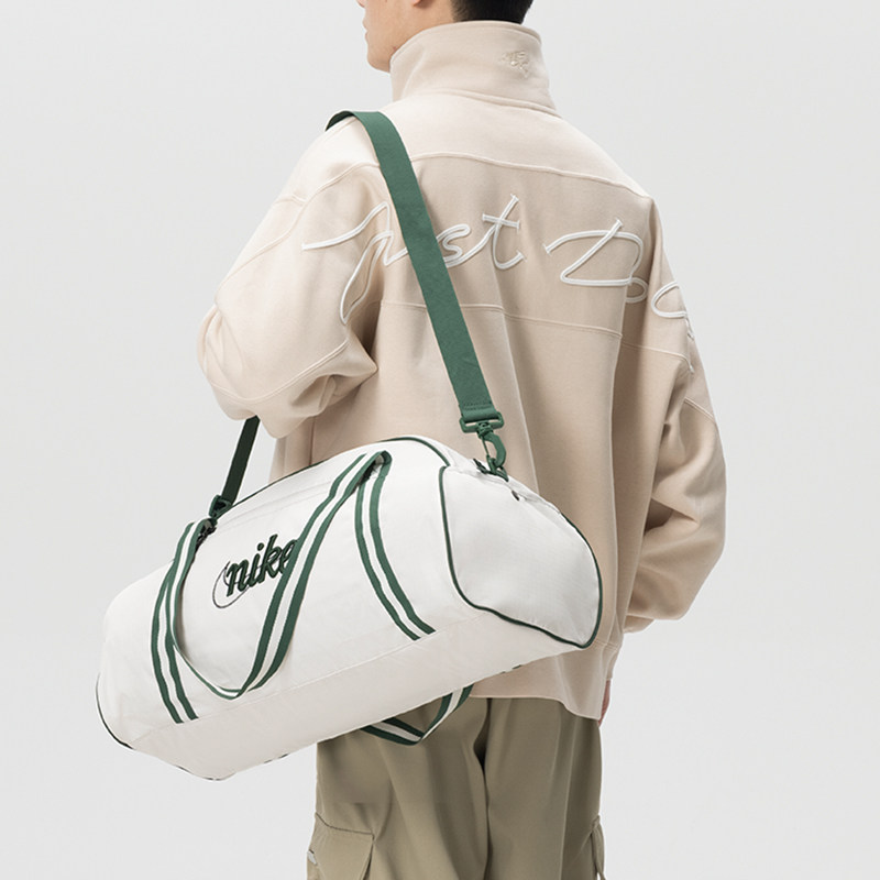 耐克行李包男包女包2026春季新款斜挎包运动训练健身包大容量背包
