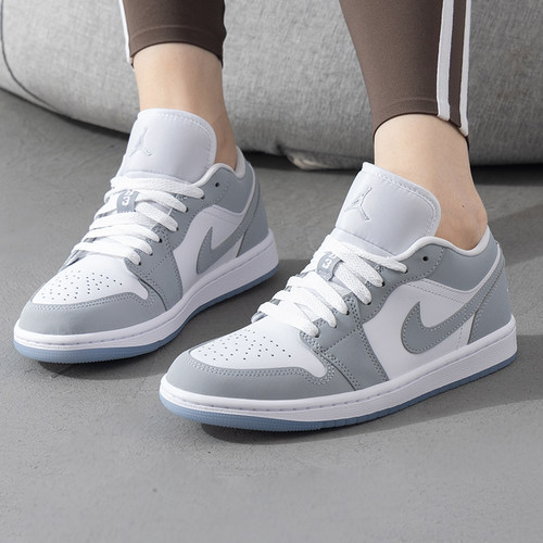 幸运叶子丨耐克NIKE官方板鞋aj1女鞋2026新款低帮轻便篮球鞋