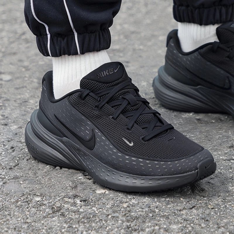 耐克官方旗舰正品春季男鞋V2K RUN运动鞋训练黑武士跑步鞋HJ4497