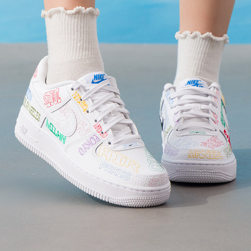 幸运叶子丨耐克女鞋 AIR FORCE 1 LV8 3大童运动鞋复古休闲鞋板鞋