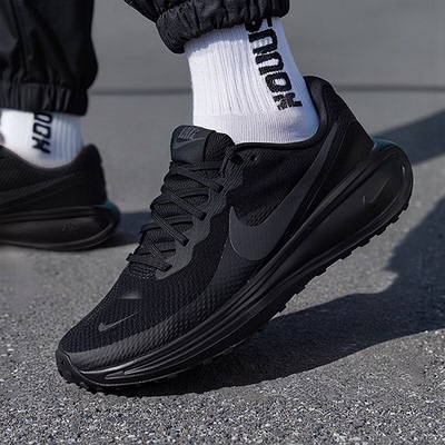耐克男鞋 2025冬季新款REVOLUTION 8运动鞋训练缓震低帮跑步鞋