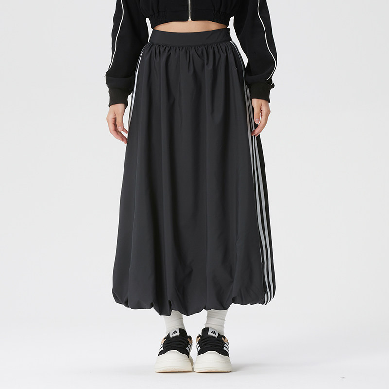 阿迪达斯三叶草女士运动裙时尚休闲半身裙经典条纹蓬松气球裙子