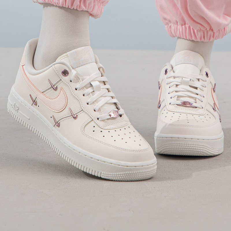 耐克女鞋2026新款Air Force 1空军一号运动鞋休闲板鞋