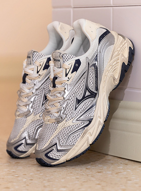 MIZUNO美津浓男鞋女鞋26新款运动鞋户外跑步鞋休闲鞋D1GH2603-04