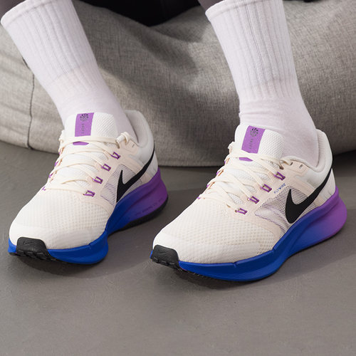 NIKE耐克缓震跑步鞋女鞋2026新款RUN SWIFT 3运动鞋慢跑鞋DR2698