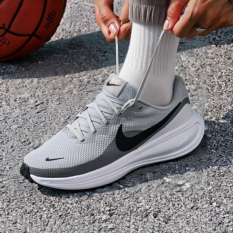 Nike耐克男鞋REVOLUTION 8网面透气运动鞋训练鞋跑步鞋HJ9198-004