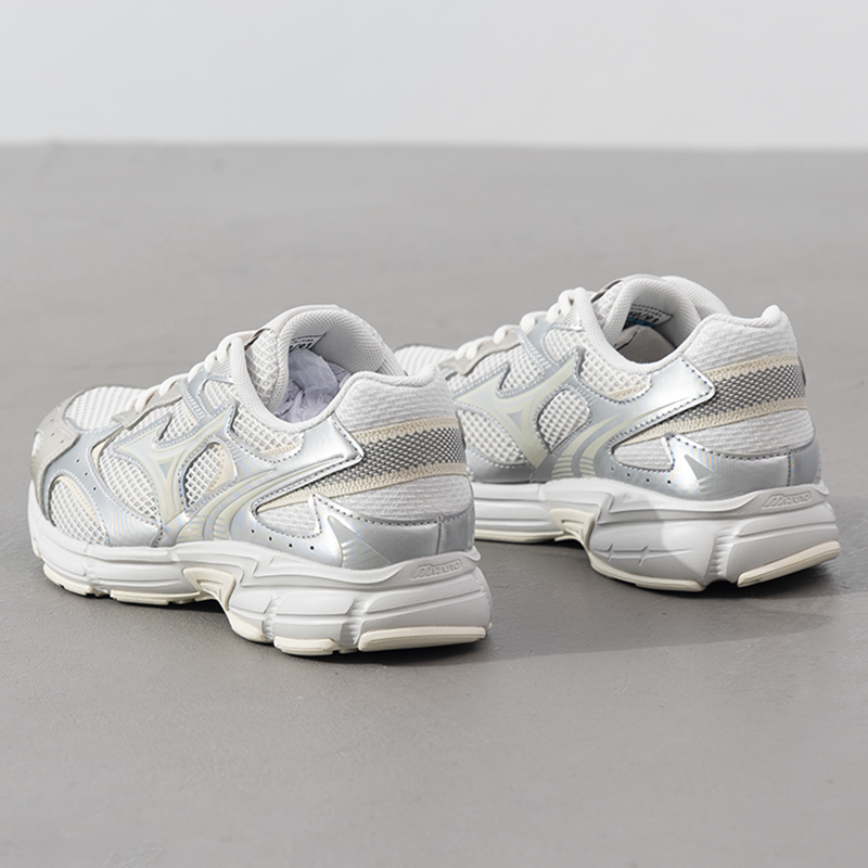 Mizuno美津浓男鞋女鞋网面慢跑鞋机能风潮流休闲鞋跑步鞋SPEED 2K